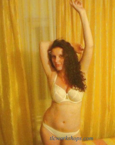 Sexual pleasure - Violette, 23 yr